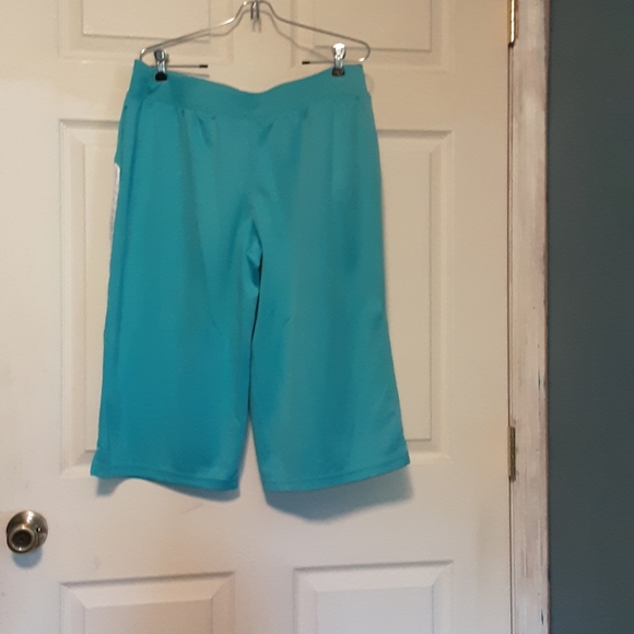 2 pc activewear set NWOT - Picture 6 of 8